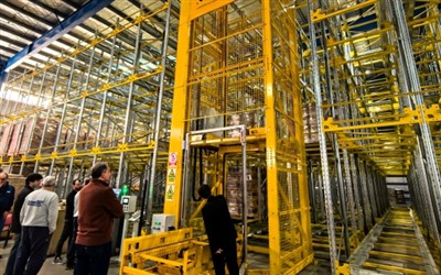 Shuttle Rack sistema: padidinkite{0}}didelio tankio sandėlį