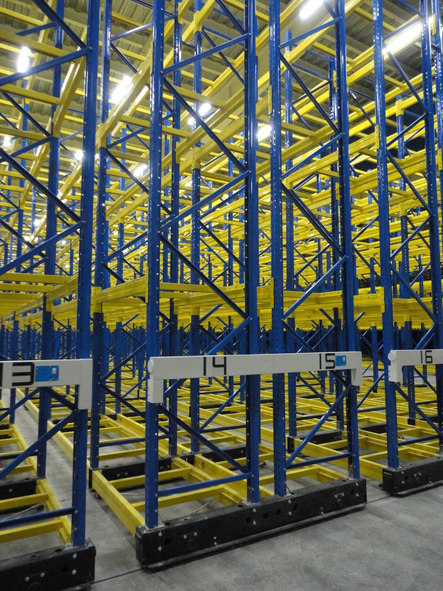 Kur taikoma elektrinė mobiliojo stovo sistema？